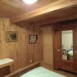 Holiday home Au Repos De La Sioule Menat
