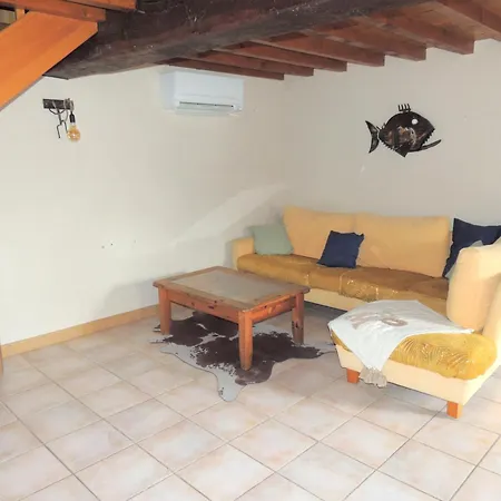 Au Repos De La Sioule Holiday home Menat