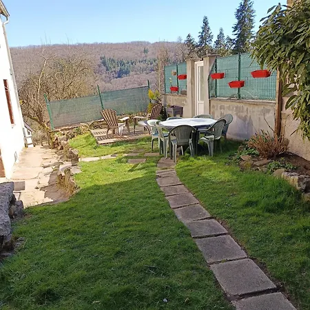 Au Repos De La Sioule